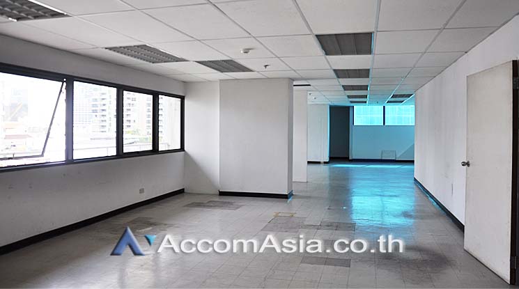  2  Office Space For Rent in Silom ,Bangkok BTS Saint Louis - BTS Surasak at S&B TOWER AA10477